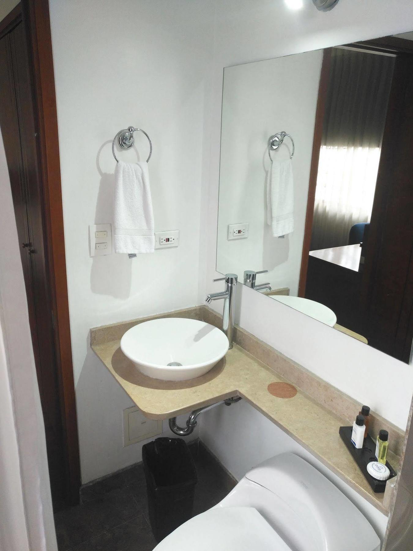 Teusaquillo Boutique Hotel Bogota Exterior photo